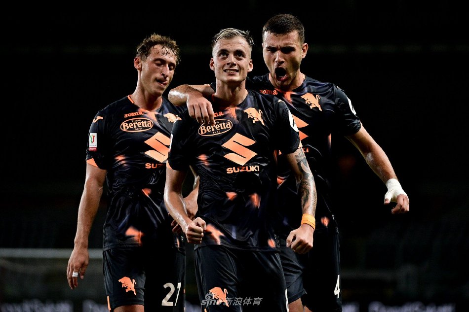 段球员中属 段球员中属