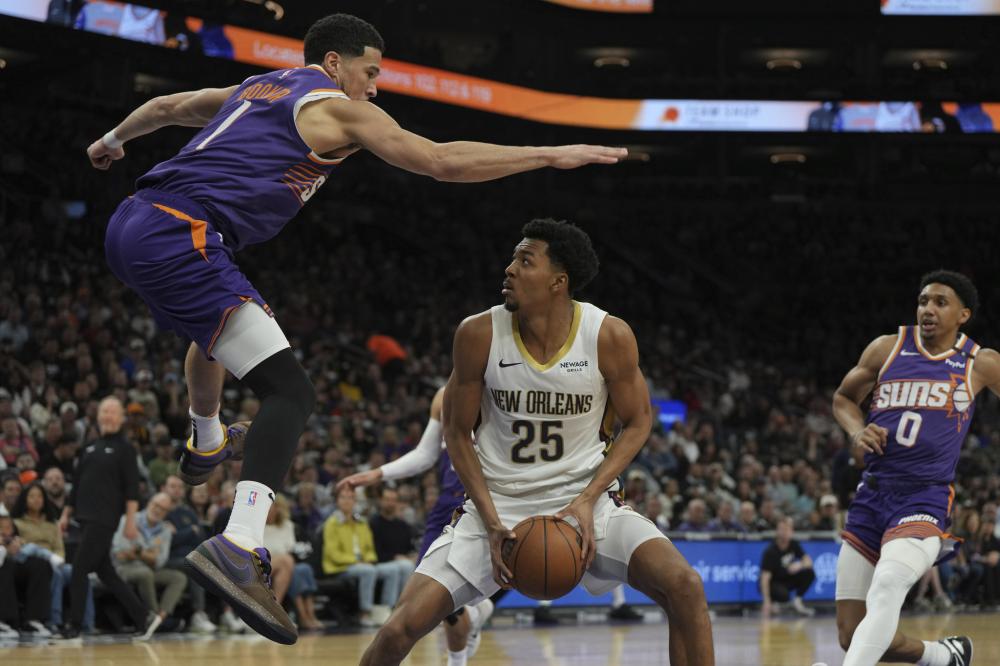 篮球场的边 篮球场的边