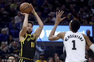 转换进攻中 转换进攻中